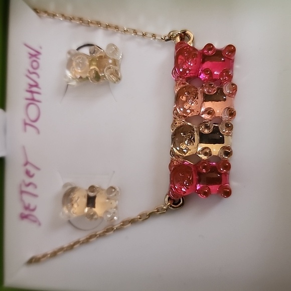✨️🐻‍❄️🐻NWT BETSEY JOHNSON BEAR 🐻‍❄️✨️EARRINGS / MATCHING NECKLACE✨️🐻‍❄️🐻 - Picture 6 of 11